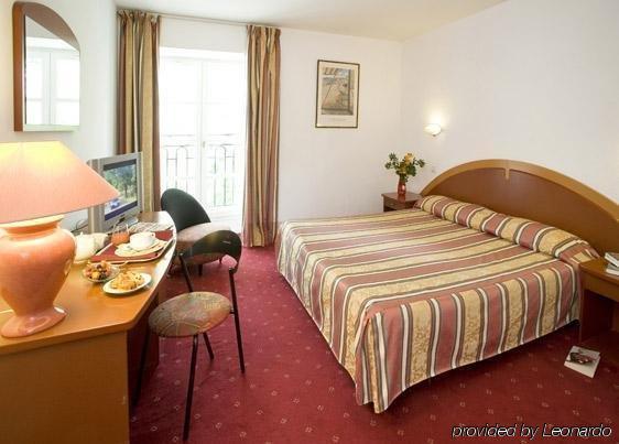 Chateau De Lignan Narbonne Zimmer foto